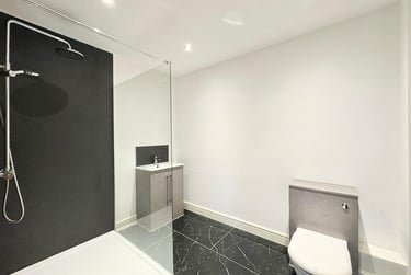 2 bed flat, 147 Carlton Road, St Anns, Nottingham, NG32AL - Image 4